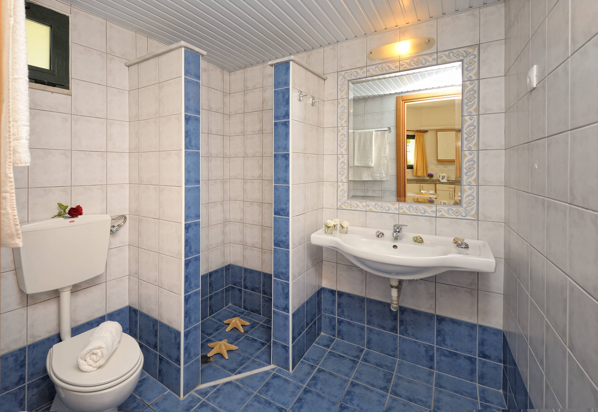 Bathroom, kristalli Hotel Apartments, Malia